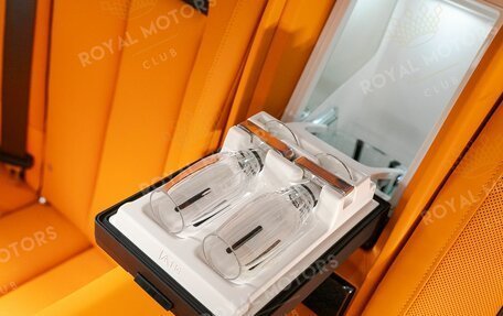 Rolls-Royce Cullinan, 2025 год, 76 400 000 рублей, 29 фотография