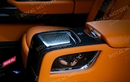Rolls-Royce Cullinan, 2025 год, 76 400 000 рублей, 26 фотография
