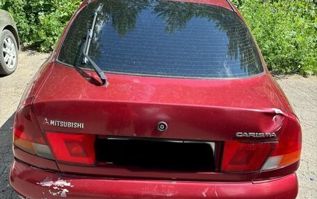 Mitsubishi Carisma I, 1997 год, 115 000 рублей, 2 фотография