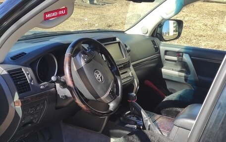 Toyota Land Cruiser 200, 2011 год, 4 000 000 рублей, 7 фотография
