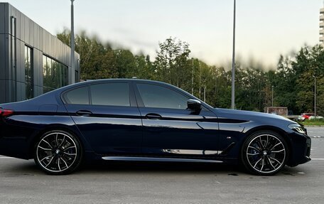 BMW 5 серия, 2021 год, 6 100 000 рублей, 3 фотография