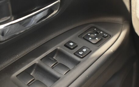 Mitsubishi Outlander III рестайлинг 3, 2014 год, 1 099 999 рублей, 14 фотография
