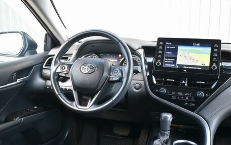 Toyota Camry, 2021 год, 2 499 999 рублей, 10 фотография