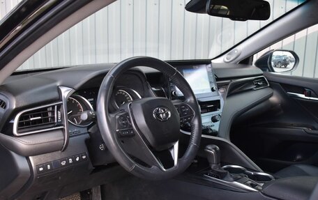 Toyota Camry, 2021 год, 2 499 999 рублей, 19 фотография