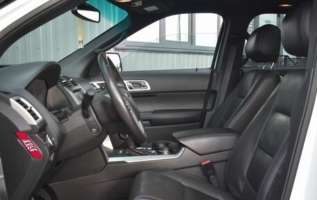 Ford Explorer VI, 2015 год, 2 399 999 рублей, 19 фотография