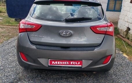 Hyundai Elantra V, 2015 год, 1 600 000 рублей, 1 фотография