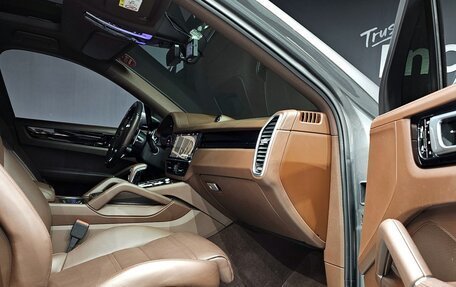 Porsche Cayenne III, 2021 год, 7 123 686 рублей, 9 фотография