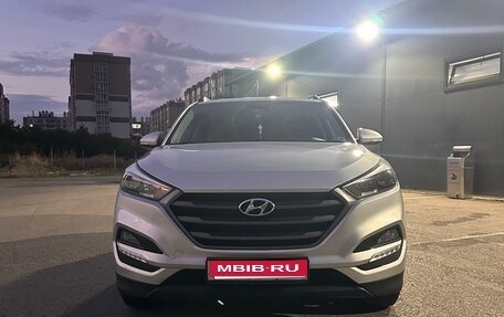 Hyundai Tucson III, 2015 год, 1 800 000 рублей, 1 фотография