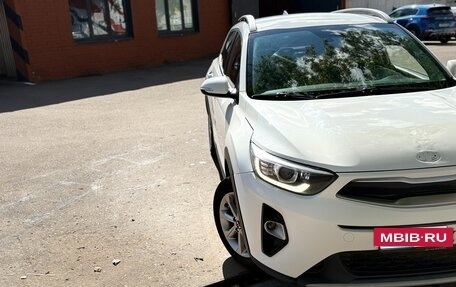 KIA Stonic, 2019 год, 1 650 000 рублей, 6 фотография