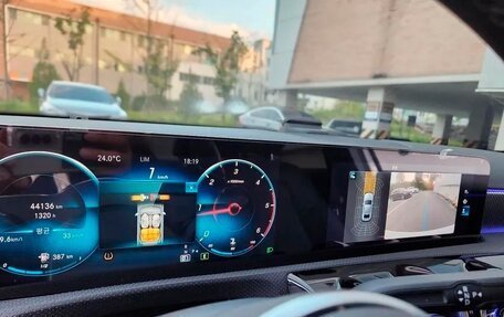Mercedes-Benz A-Класс, 2021 год, 2 600 000 рублей, 9 фотография