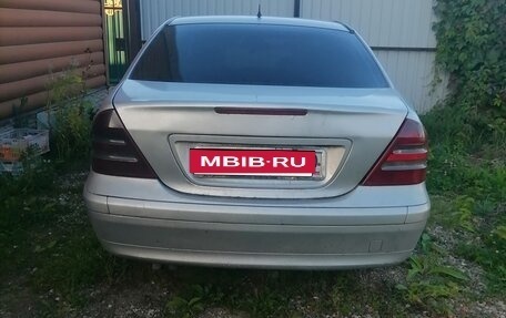 Mercedes-Benz C-Класс, 2000 год, 420 000 рублей, 1 фотография