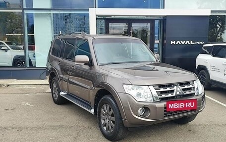 Mitsubishi Pajero IV, 2014 год, 2 599 000 рублей, 3 фотография