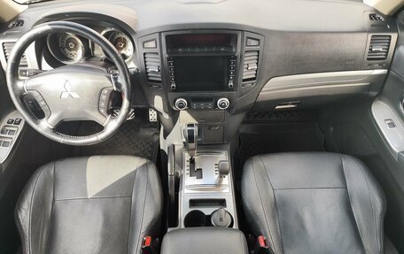 Mitsubishi Pajero IV, 2014 год, 2 599 000 рублей, 10 фотография