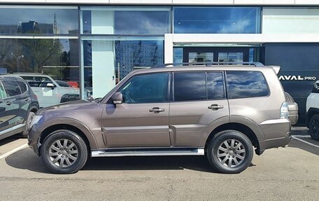 Mitsubishi Pajero IV, 2014 год, 2 599 000 рублей, 8 фотография