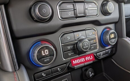 Chevrolet Tahoe IV, 2024 год, 9 490 000 рублей, 4 фотография