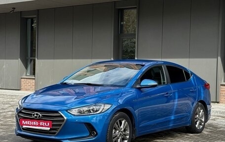 Hyundai Elantra VI рестайлинг, 2016 год, 1 250 000 рублей, 6 фотография