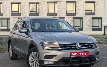 Volkswagen Tiguan II, 2017 год, 2 300 000 рублей, 1 фотография