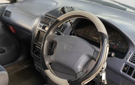 Toyota Ipsum II, 1996 год, 450 000 рублей, 11 фотография