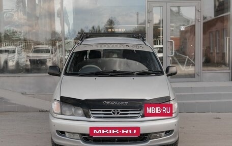 Toyota Ipsum II, 1996 год, 450 000 рублей, 2 фотография