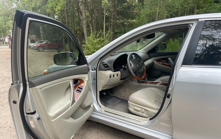 Toyota Camry, 2008 год, 1 300 000 рублей, 4 фотография