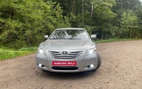 Toyota Camry, 2008 год, 1 300 000 рублей, 7 фотография