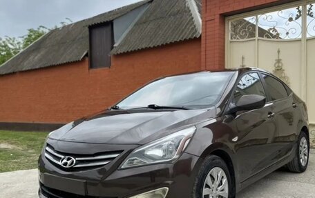 Hyundai Solaris II рестайлинг, 2014 год, 840 000 рублей, 1 фотография