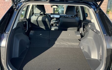 Toyota RAV4, 2025 год, 3 950 000 рублей, 10 фотография