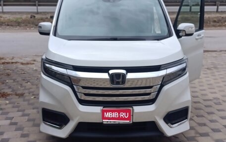 Honda Stepwgn IV, 2020 год, 2 700 000 рублей, 1 фотография