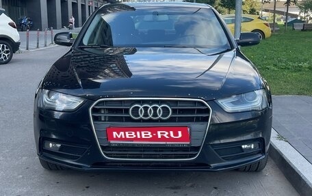Audi A4, 2012 год, 1 350 000 рублей, 1 фотография
