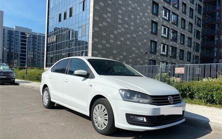 Volkswagen Polo VI (EU Market), 2015 год, 1 200 000 рублей, 2 фотография