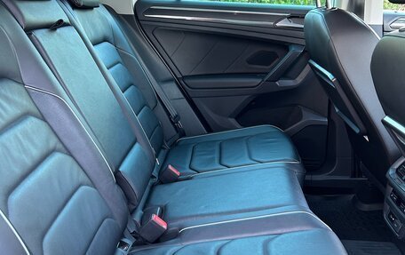 Volkswagen Tiguan II, 2018 год, 2 950 000 рублей, 10 фотография