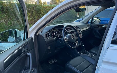 Volkswagen Tiguan II, 2018 год, 2 950 000 рублей, 20 фотография