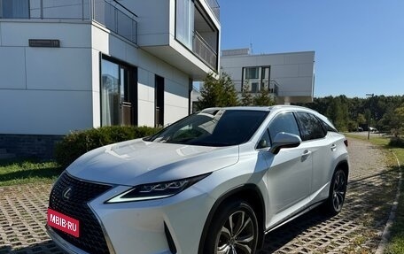 Lexus RX IV рестайлинг, 2019 год, 5 150 000 рублей, 1 фотография