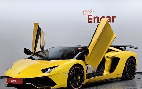 Lamborghini Aventador I рестайлинг, 2018 год, 29 663 858 рублей, 1 фотография