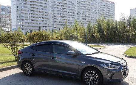 Hyundai Elantra VI рестайлинг, 2018 год, 1 500 000 рублей, 1 фотография
