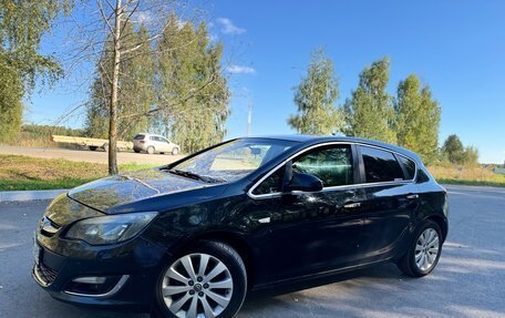 Opel Astra J, 2013 год, 750 000 рублей, 4 фотография