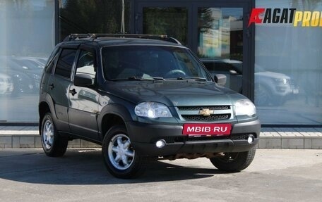 Chevrolet Niva I рестайлинг, 2016 год, 558 000 рублей, 3 фотография
