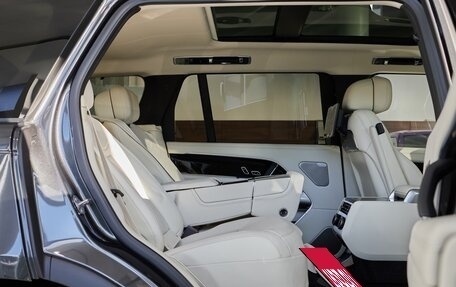 Land Rover Range Rover IV рестайлинг, 2025 год, 24 800 000 рублей, 12 фотография