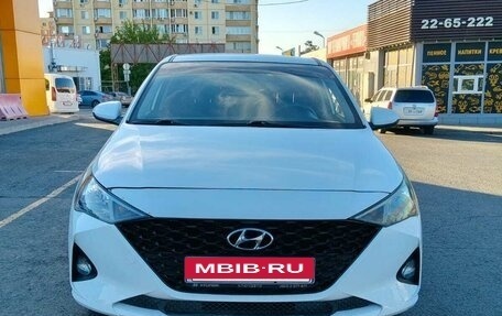Hyundai Solaris II рестайлинг, 2021 год, 1 450 000 рублей, 4 фотография