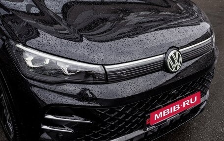 Volkswagen Tiguan, 2024 год, 4 750 000 рублей, 9 фотография