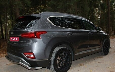 Hyundai Santa Fe IV, 2018 год, 2 300 000 рублей, 1 фотография