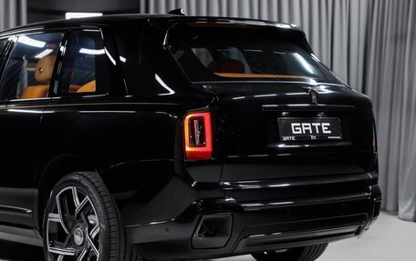 Rolls-Royce Cullinan, 2025 год, 90 261 696 рублей, 13 фотография