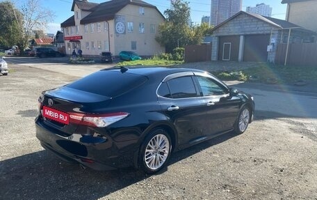 Toyota Camry, 2020 год, 2 790 000 рублей, 2 фотография