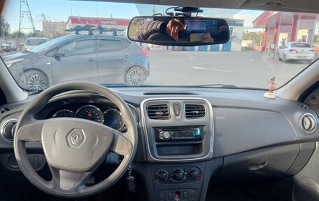 Renault Logan II, 2014 год, 650 000 рублей, 11 фотография