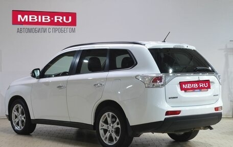 Mitsubishi Outlander III рестайлинг 3, 2013 год, 1 449 000 рублей, 4 фотография