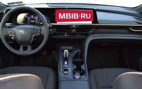 Toyota Crown, 2023 год, 4 600 000 рублей, 7 фотография