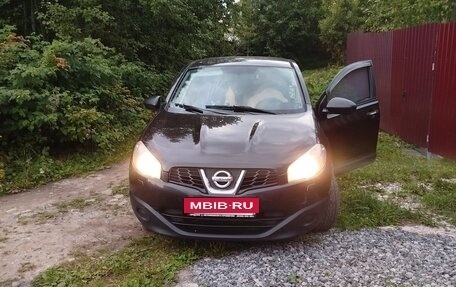 Nissan Qashqai, 2012 год, 770 000 рублей, 2 фотография