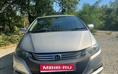 Honda Insight II рестайлинг, 2009 год, 800 000 рублей, 1 фотография