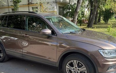 Volkswagen Tiguan II, 2019 год, 2 270 000 рублей, 1 фотография