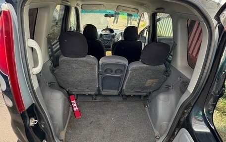Toyota FunCargo, 2001 год, 370 000 рублей, 1 фотография